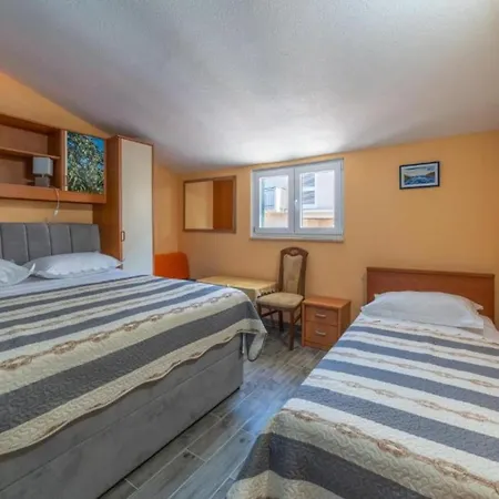 Apartamento Ribarevi - One Bedroom With Balcony *